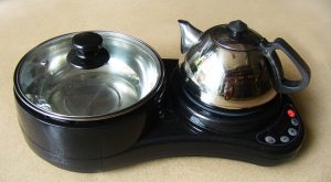 Lees meer over het artikel Schoonmaaktips voor een sprankelende inductiekookplaat en keuken